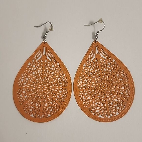 Orange Teardrop Filigree Metal Earrings Drop/Dangle - Picture 1 of 2